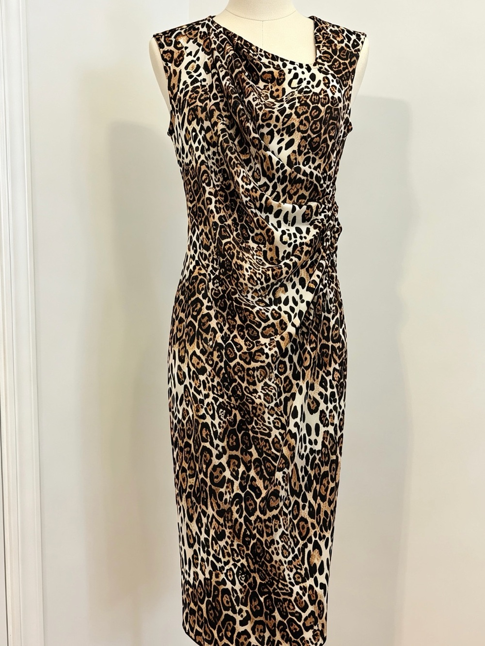 Victoria's Secret Leopard Print Sleeveless Ruched Midi Dress Back Zipper